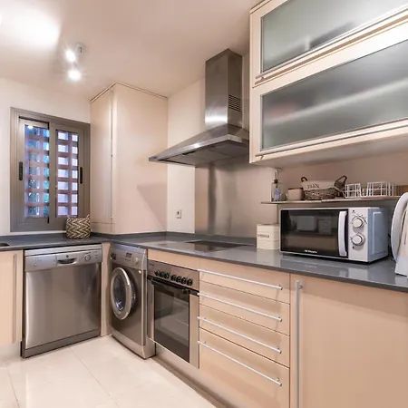 Sailor House Con Piscina En La Nueva Milla De Oro *