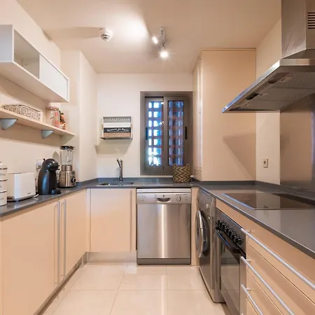 Sailor House Con Piscina En La Nueva Milla De Oro Apartman