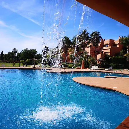 Sailor House Con Piscina En La Nueva Milla De Oro * Эстепона