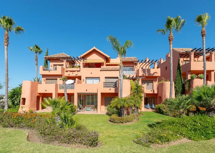 Sailor House Con Piscina En La Nueva Milla De Oro * Эстепона