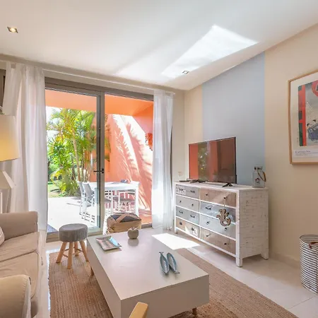 Sotoserena Garden Home